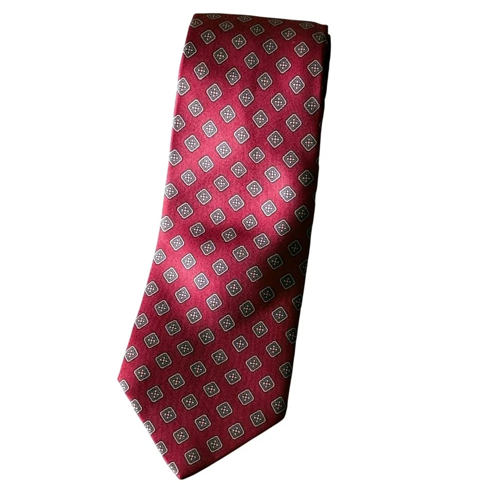Mens Burgundy Red Geometric‎ Medallion Silk Necktie Classic Business Formal Tie
